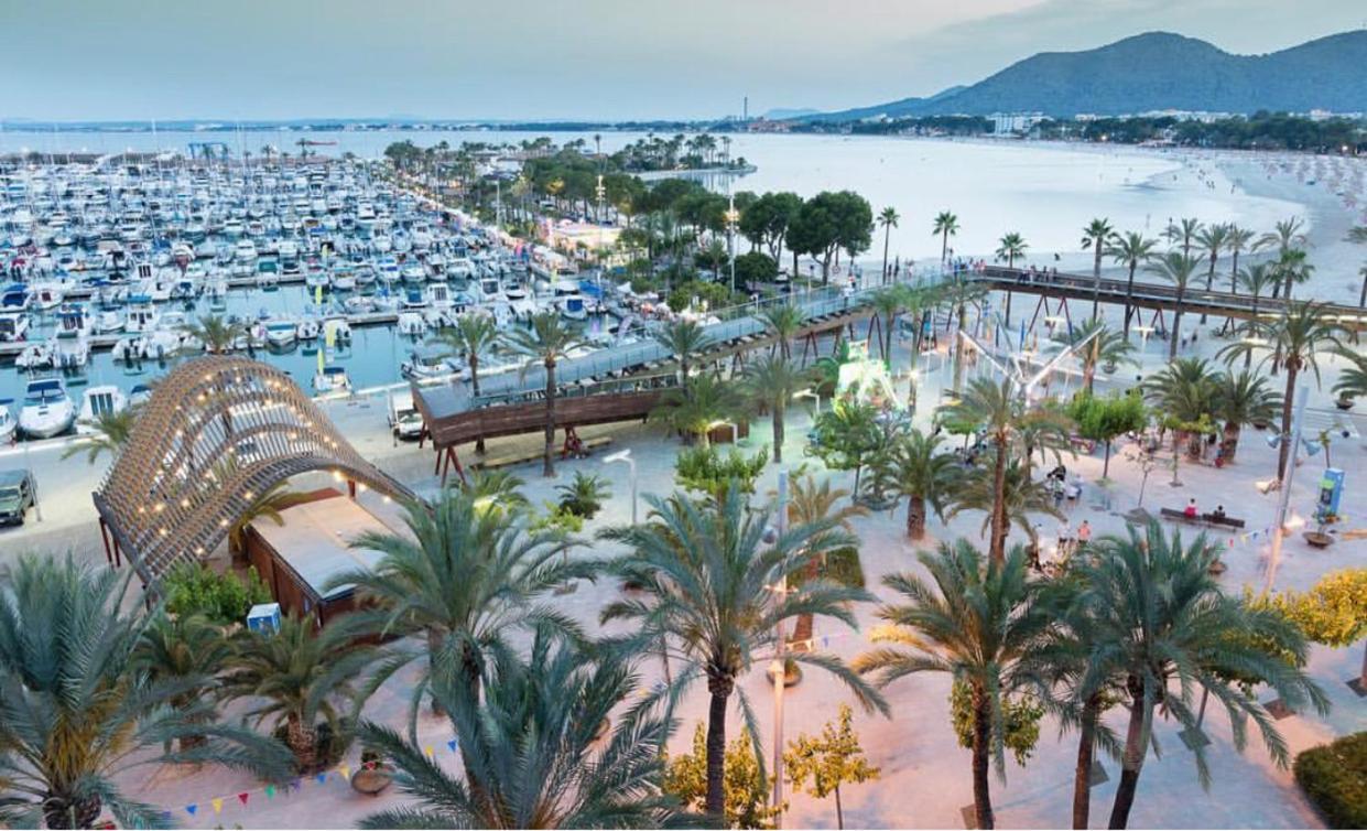 Aquamarina Beach Alcudia  Ngoại thất bức ảnh